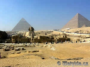 Pyramidy a Sfinga v Gze